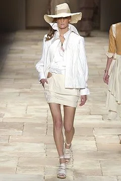 Look 15